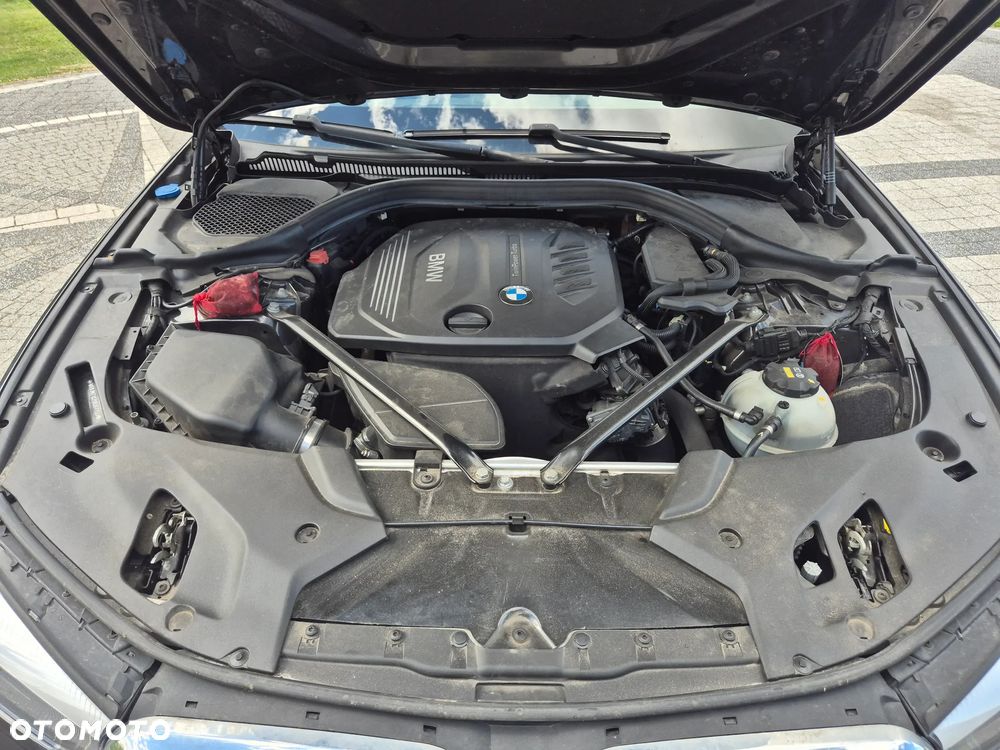 BMW Seria 5 520d - 22