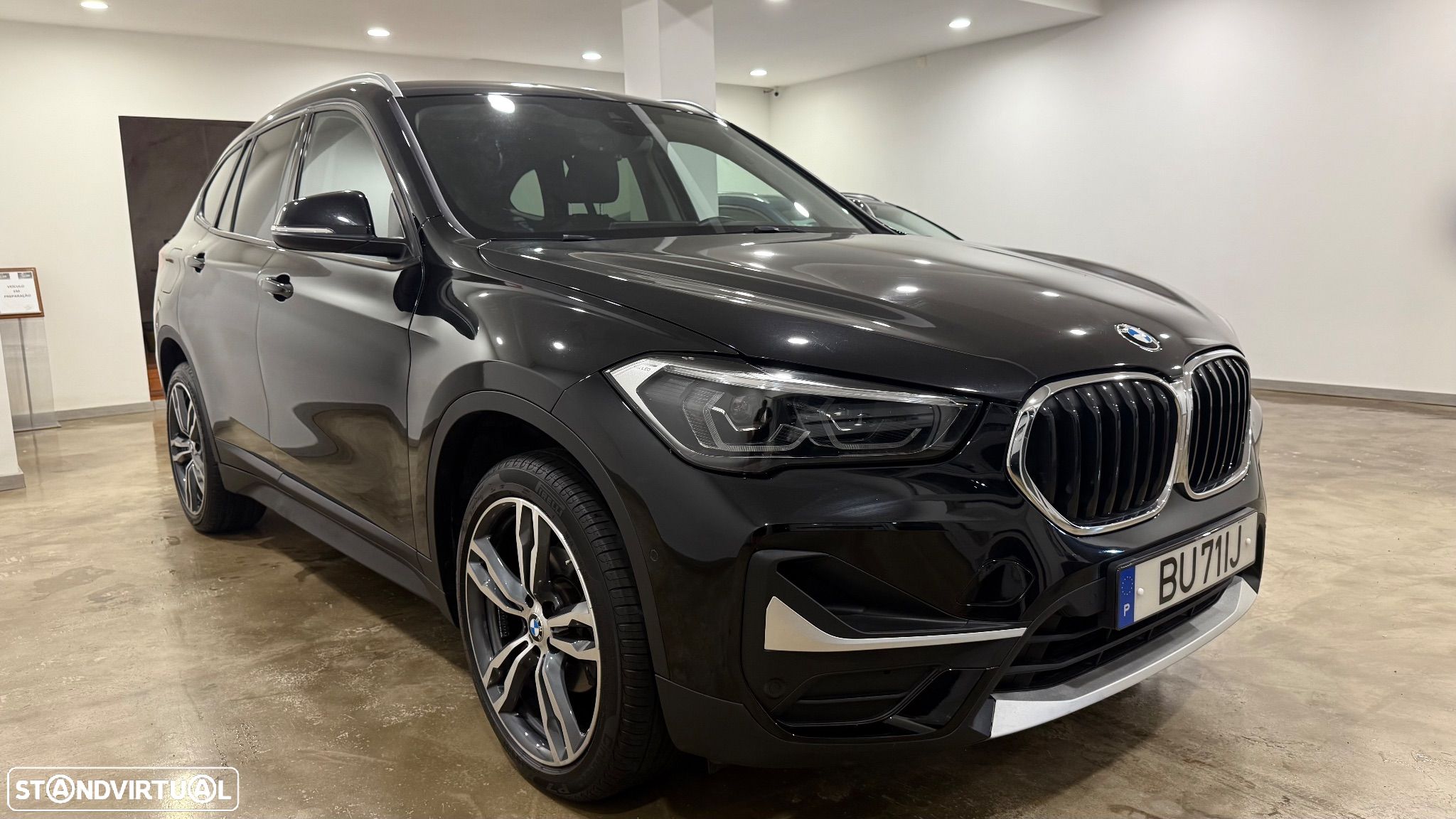 BMW X1 16 d sDrive Line Sport - 1