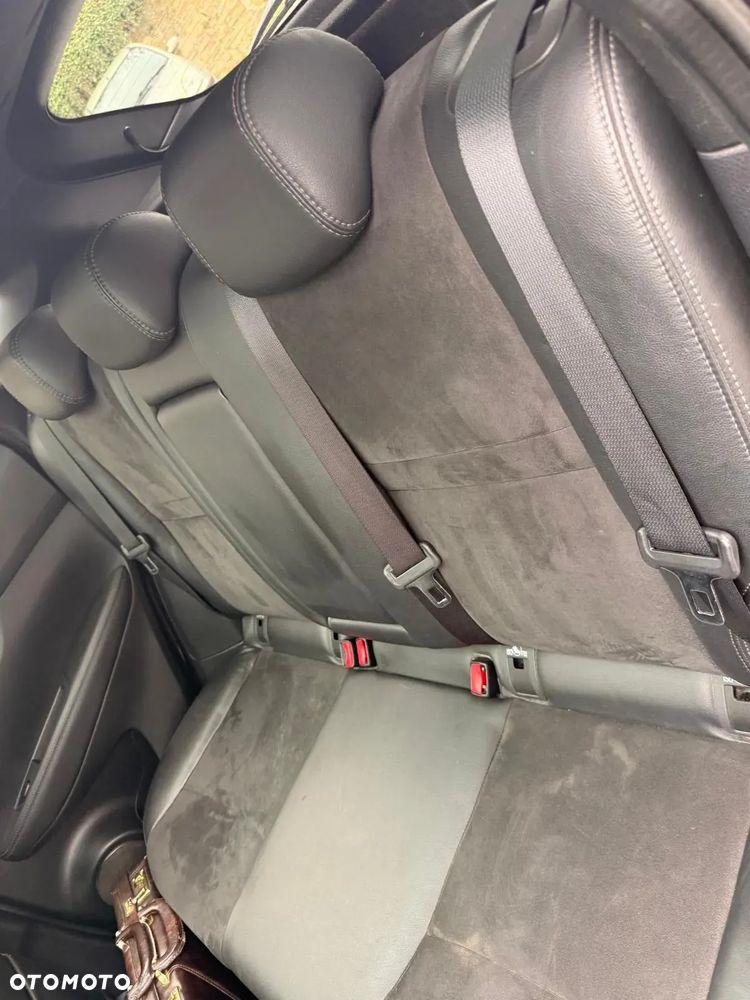 Nissan Qashqai 1.6 DCi N-Connecta Xtronic - 21