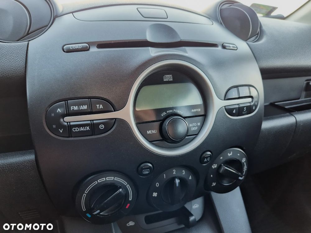 Mazda 2 1.3 Dynamic - 15