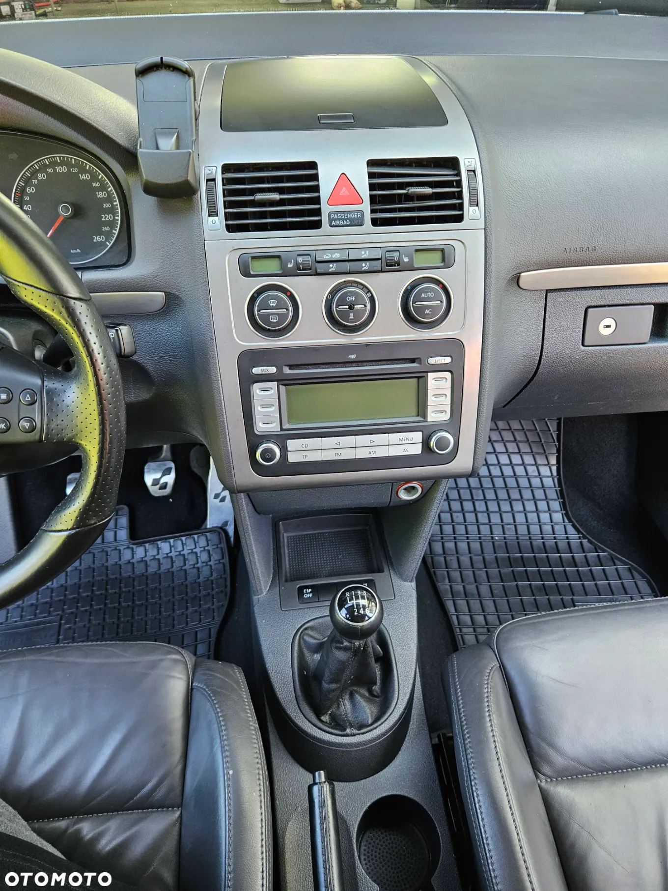 Volkswagen Touran 2.0 TDI DPF R-Line Edition - 21