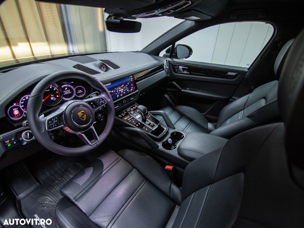 Porsche Cayenne Coupe Standard - 8