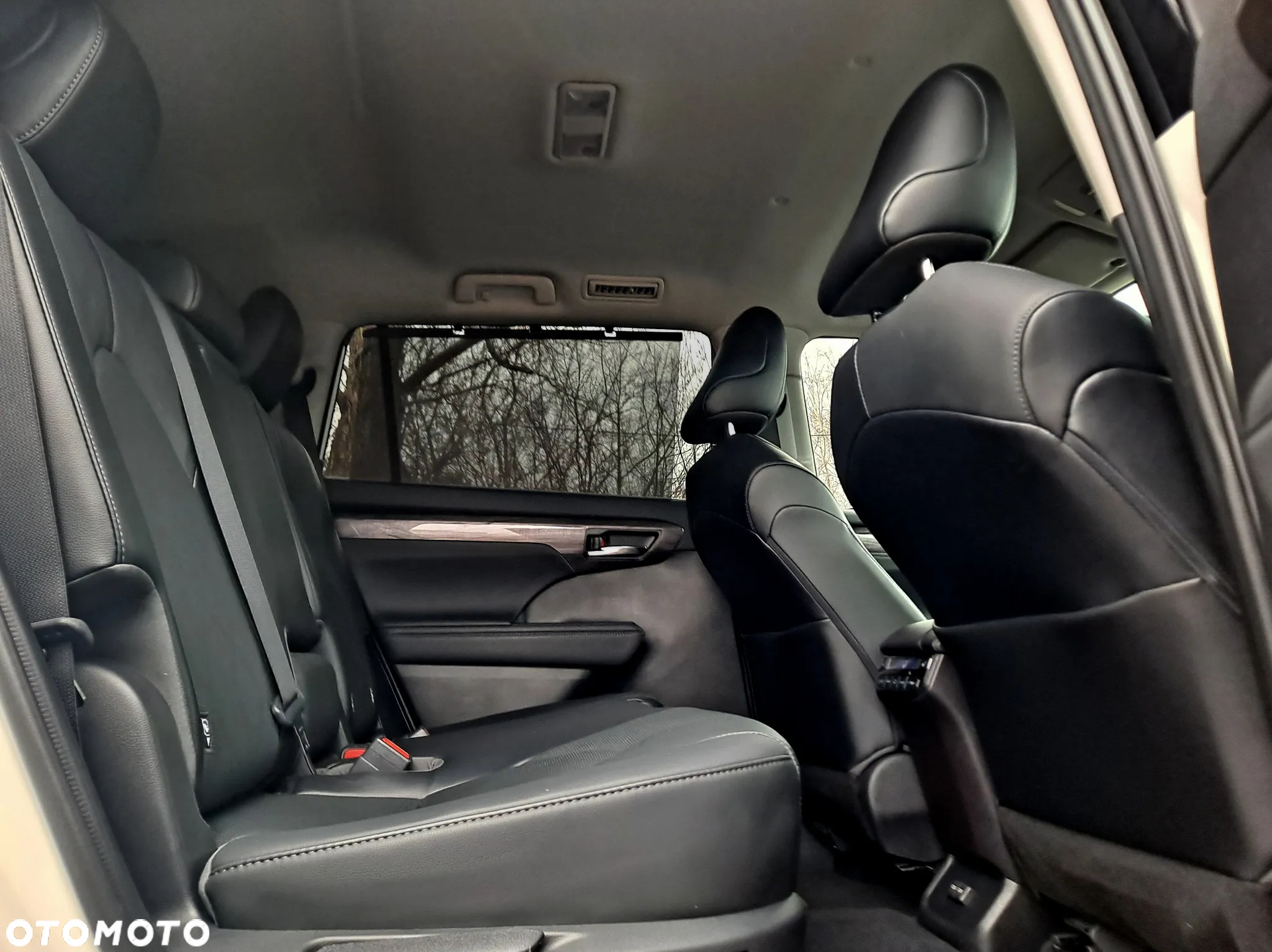 Toyota Highlander 2.5 Hybrid Executive - 7