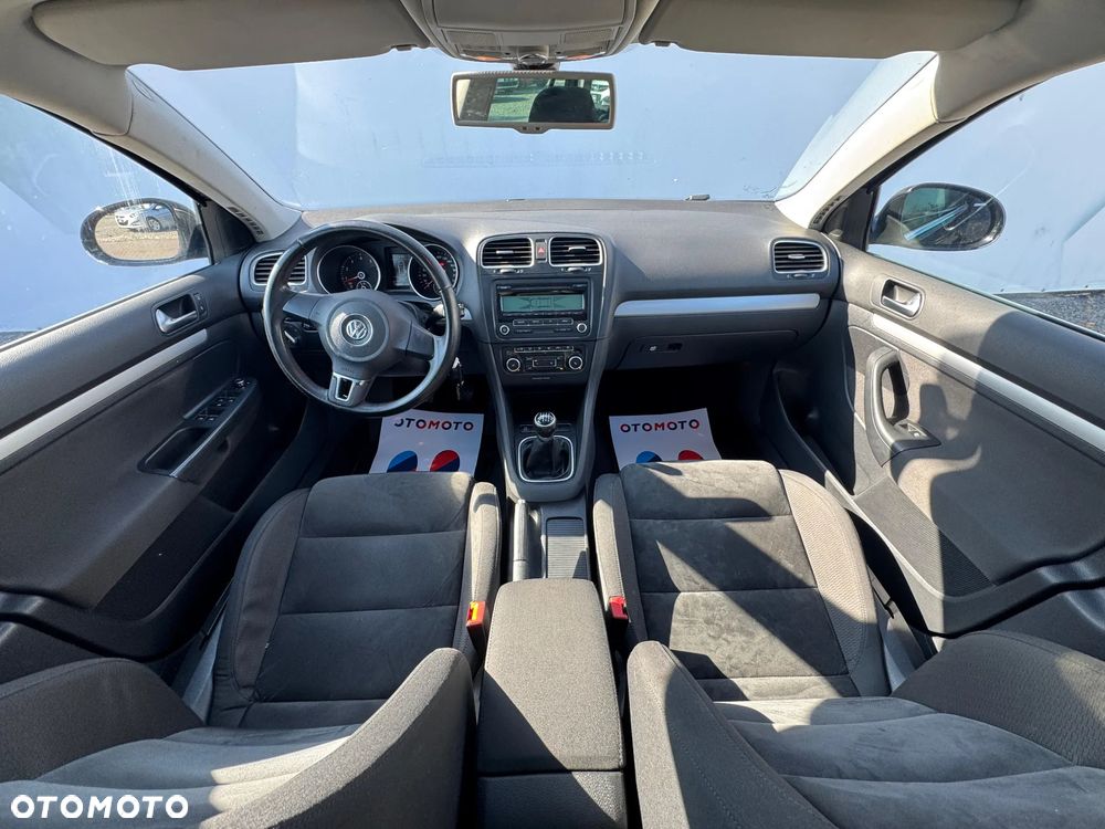 Volkswagen Golf - 21