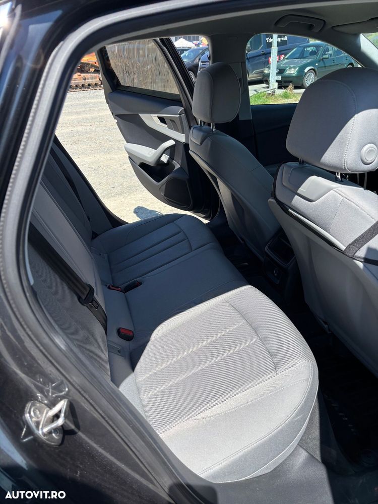 Audi A4 Limuzina 35 TDI S tronic MHEV Basic - 15