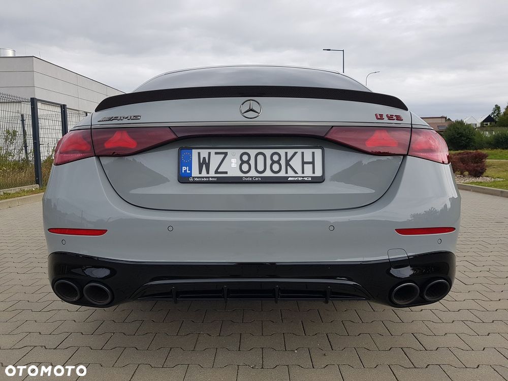 Mercedes-Benz Klasa E AMG 53 PHEV 4Matic+ 9G-Tronic TCT - 5