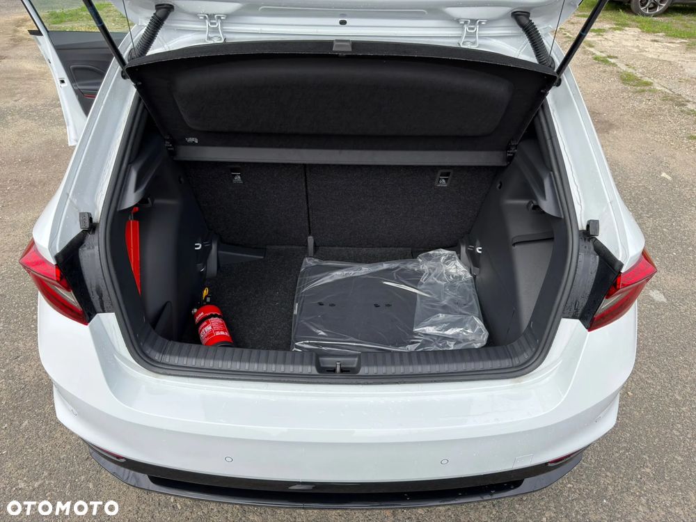 Skoda Fabia 1.0 TSI Monte Carlo - 12