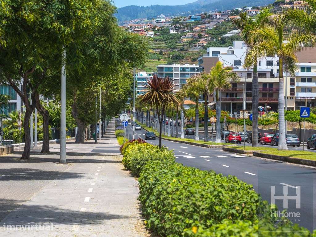 Lugar de estacionamento na Estrada Monumental, São Martinho - Grande imagem: 4/6