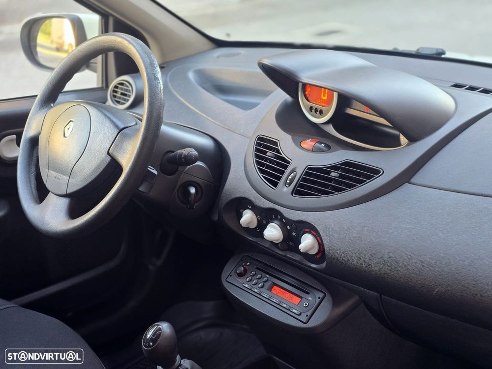 Renault Twingo 1.2 16V Yahoo - 5