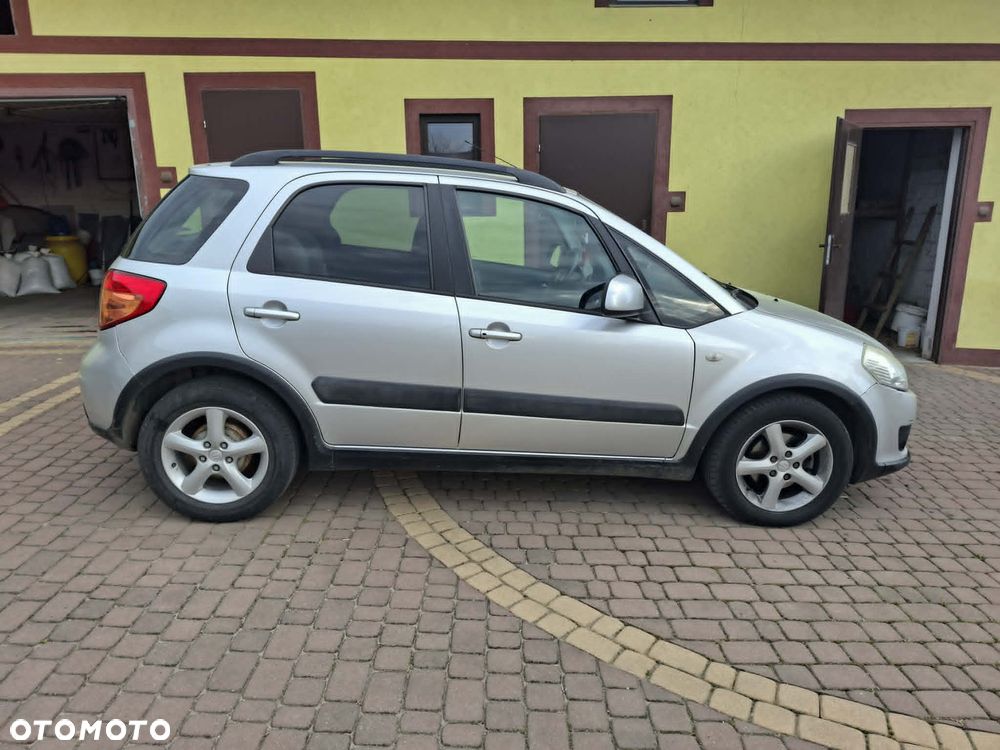 Suzuki SX4 - 3