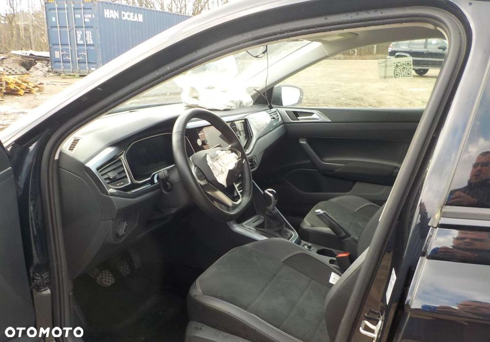 Volkswagen Polo - 24