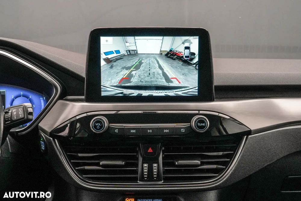 Ford Kuga 2.0 EcoBlue A8 AWD Titanium X - 22