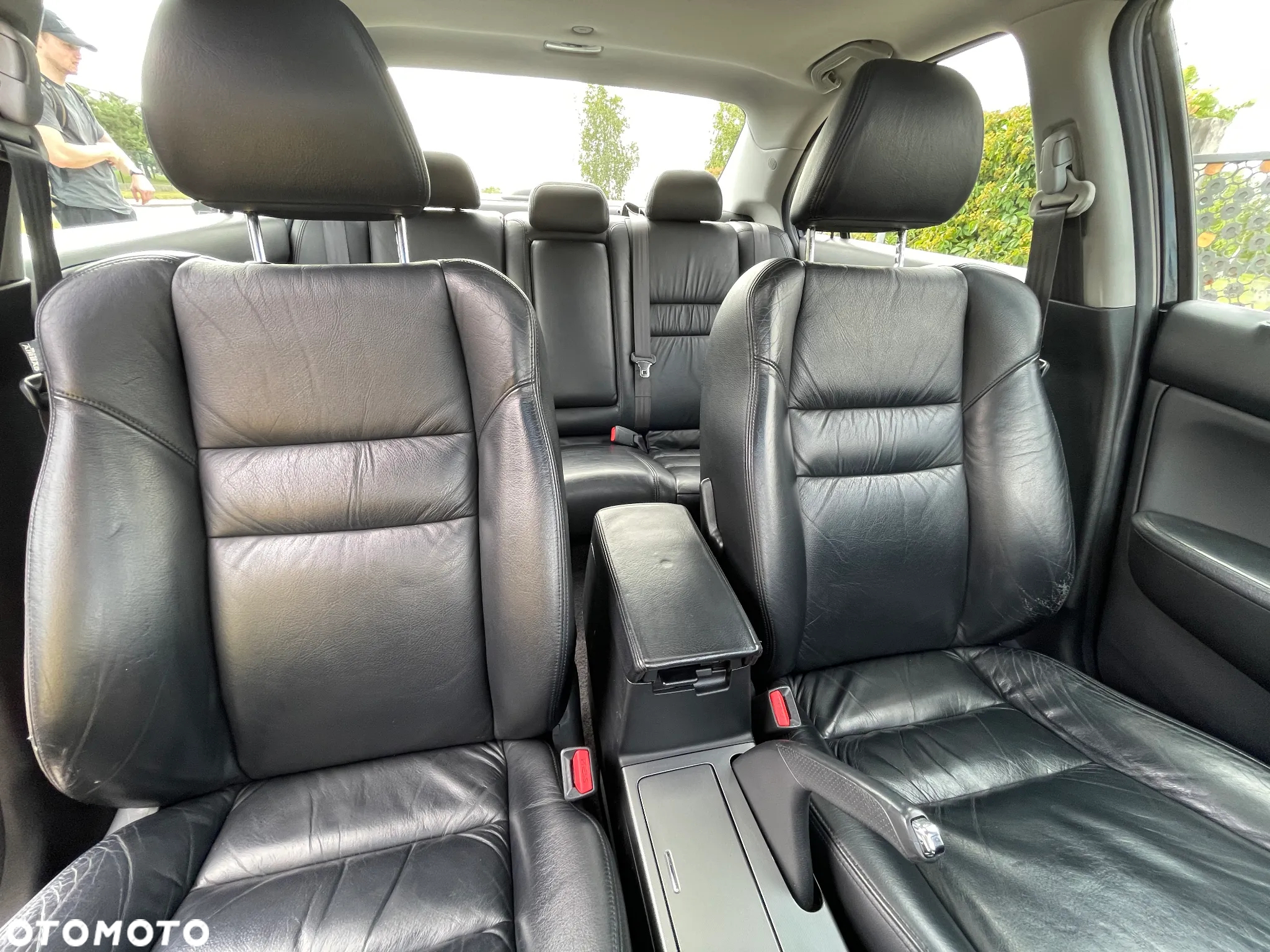 Honda Accord 2.0 Executive - 29