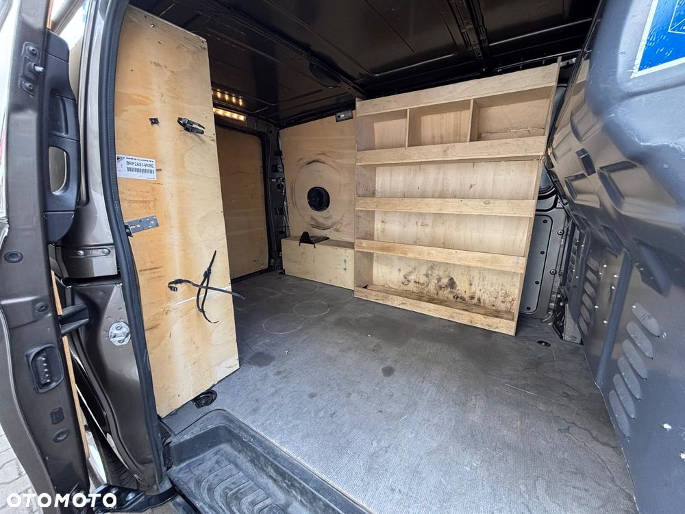 Mercedes-Benz VITO 447 - 32