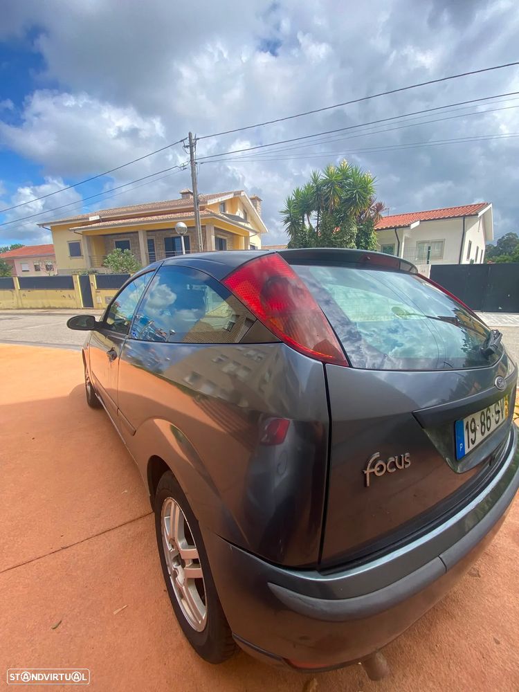 Ford Focus - 10