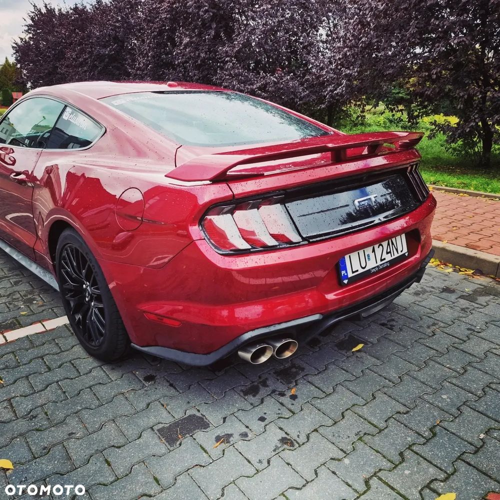 Ford Mustang - 1