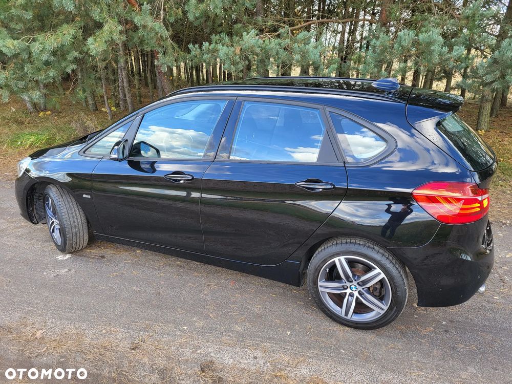 BMW Seria 2 218i Sport Line - 9