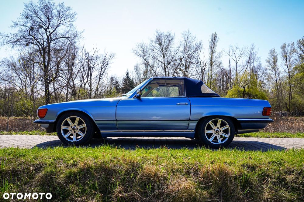 Mercedes-Benz SL - 23