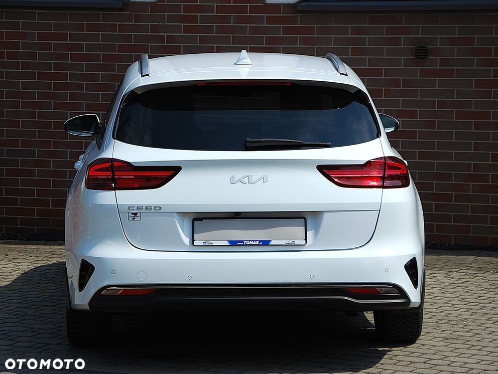 Kia Ceed 1.5 T-GDI L - 6