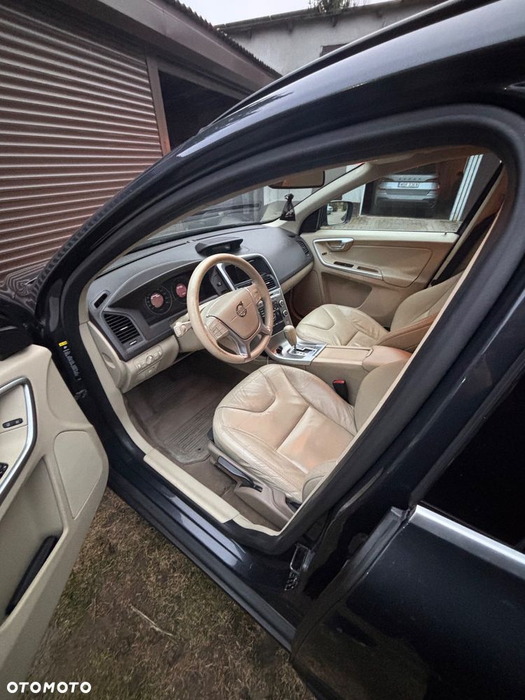 Volvo XC 60 2.4D AWD Kinetic - 9
