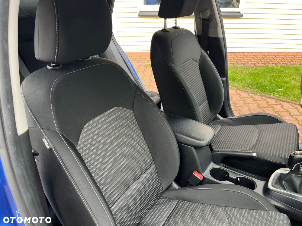 Kia Ceed 1.5 T-GDI M - 23
