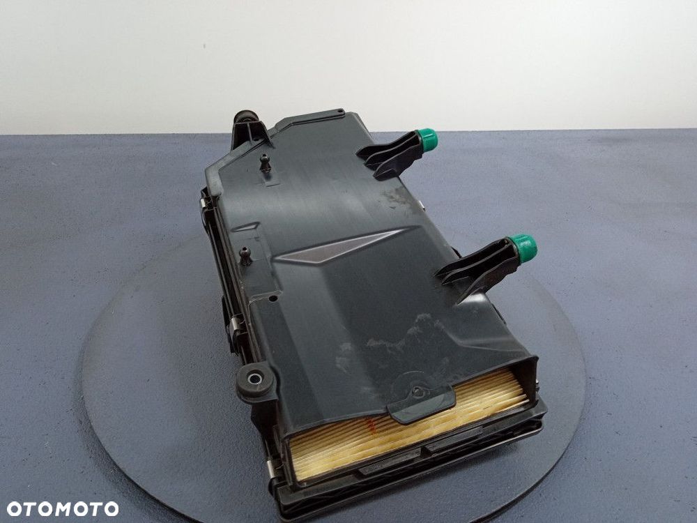 CLS W257 3.0 CDI OBUDOWA FILTRA POWIETRZA - 4