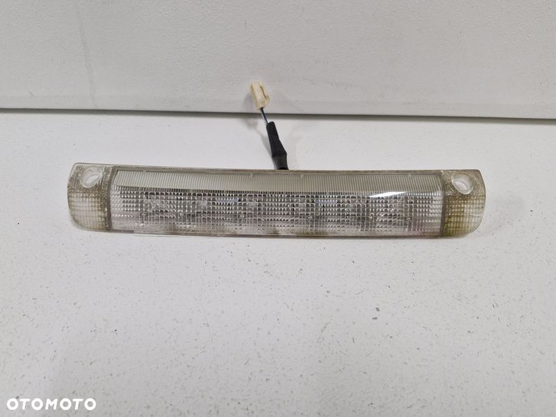 TOYOTA RAV4 III 3 ŚWIATŁO TRZECIE 3 STOP STOPU - 1