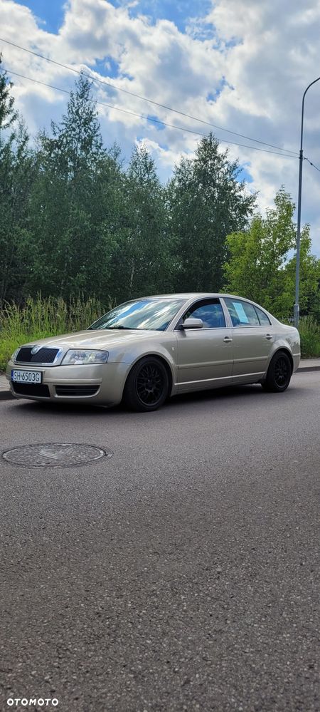 Skoda Superb 1.8T Elegance - 4