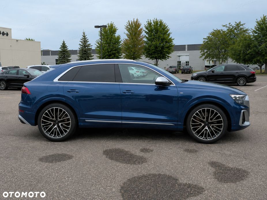 Audi Q8 - 4