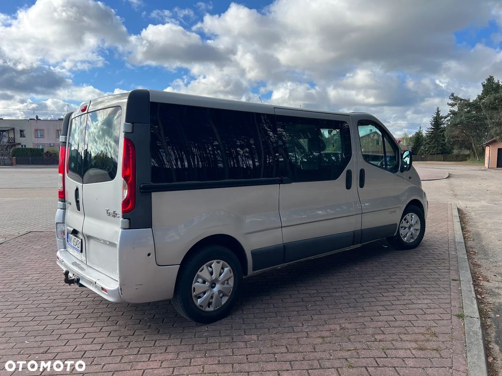Renault Trafic - 6