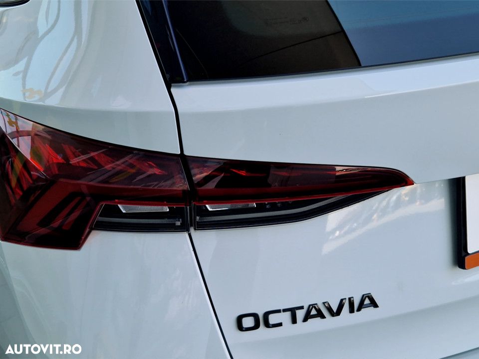 Skoda Octavia 2.0 TDI DSG RS - 11