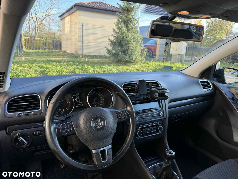 Volkswagen Golf - 5