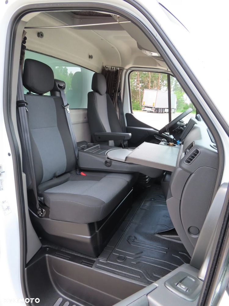 Renault Master 2.3 dCi 163 Km WZMACNIANY Chłodnia -20*C + 30*C Z Izoterma 4.20 Cm 8 Euro Palet Zasilanie V230 Funkcja Grzania Kabina Sypialniana WEBASTO Stan Jak NOWY - 26