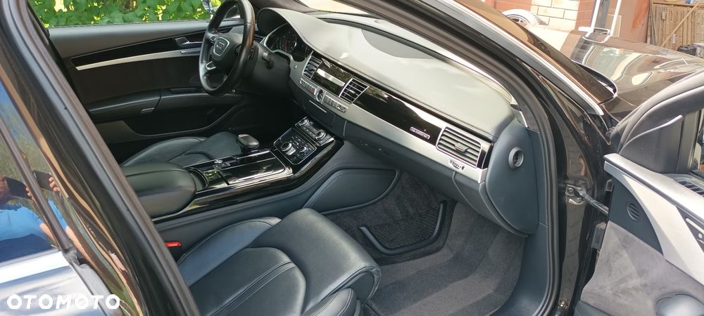 Audi A8 4.2 TDI L Quattro - 10