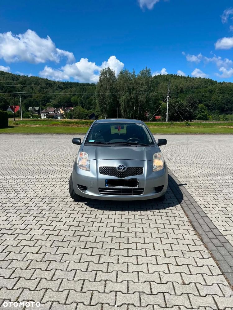Toyota Yaris - 6