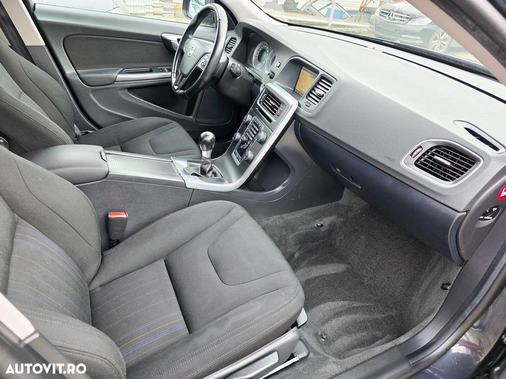 Volvo V60 DRIVe Kinetic - 17