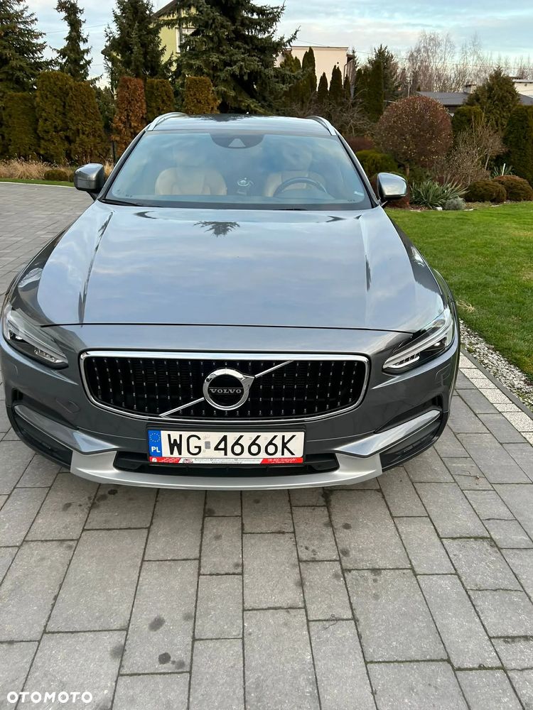 Volvo V90 T6 GPF AWD Momentum Pro - 4