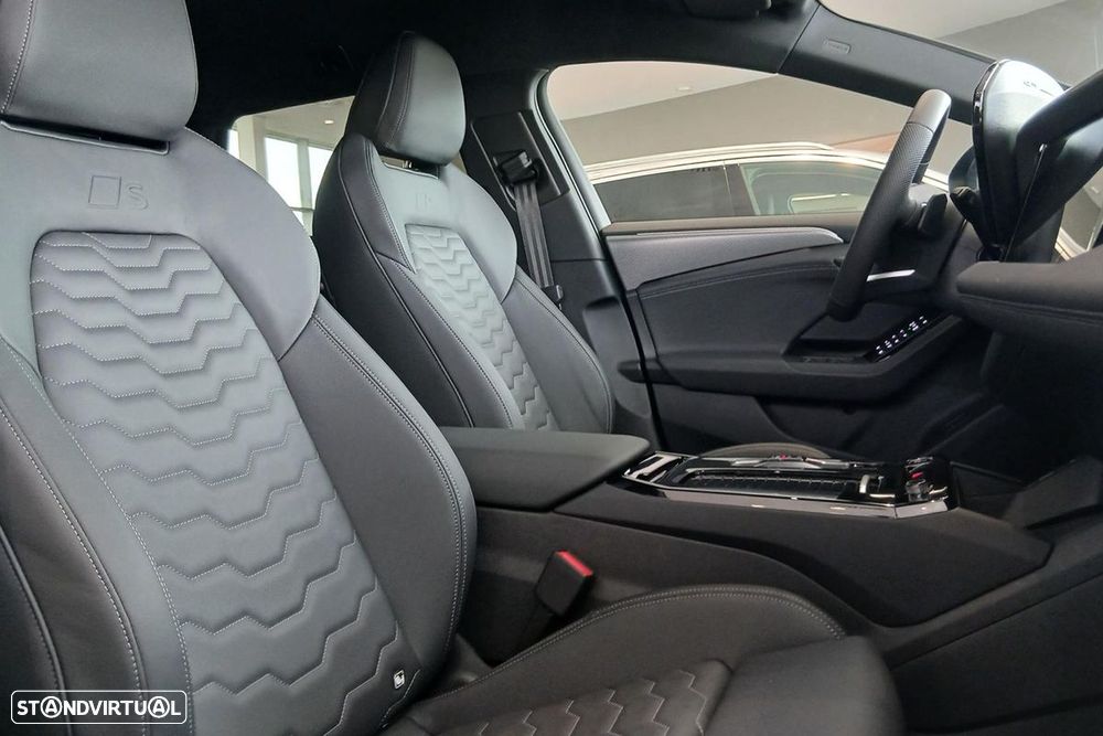 Audi A6 Avant e-tron 83 kWh - 15