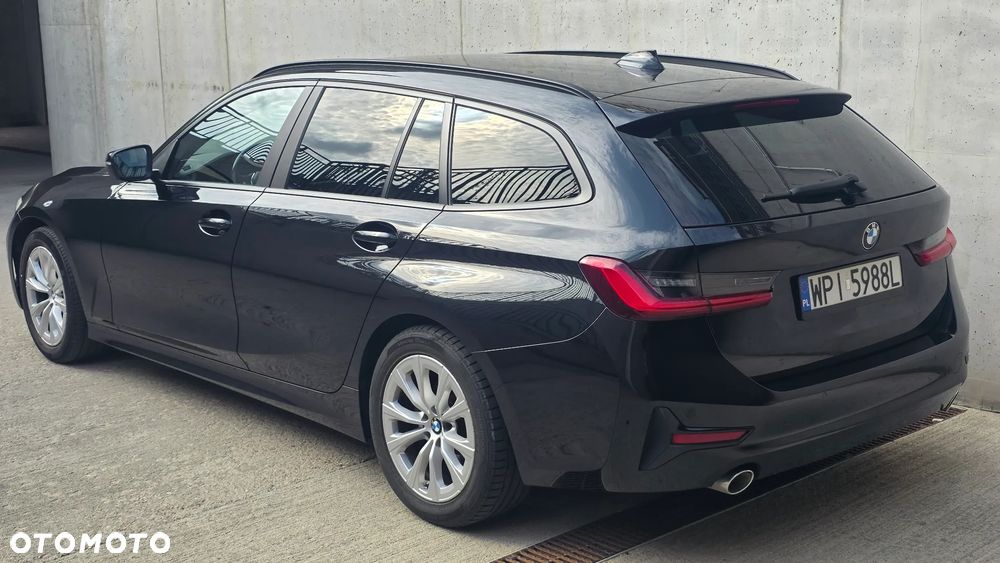 BMW Seria 3 318d MHEV Business Edition - 22