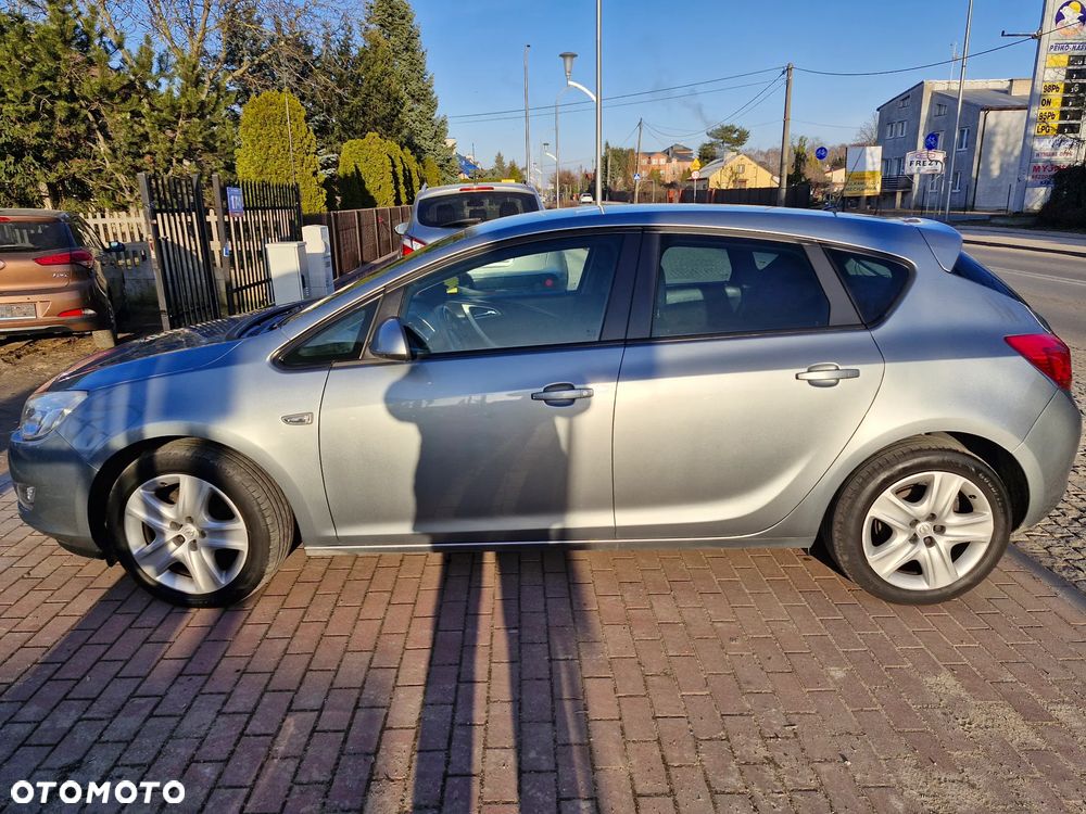 Opel Astra - 3