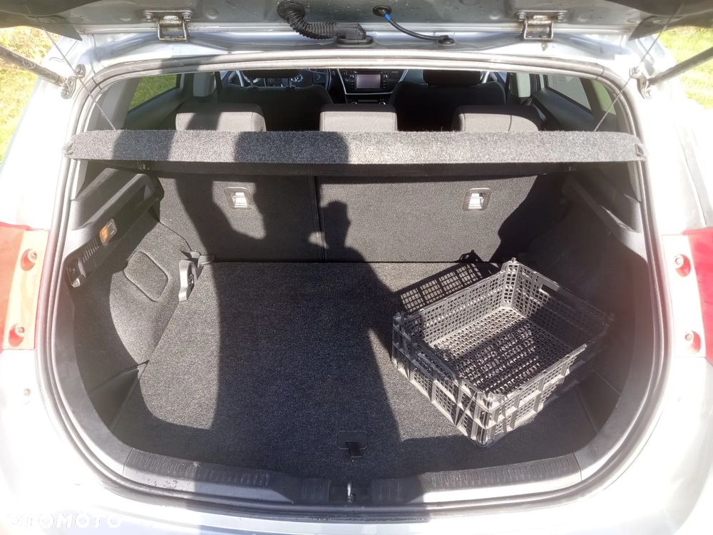 Toyota Auris - 17