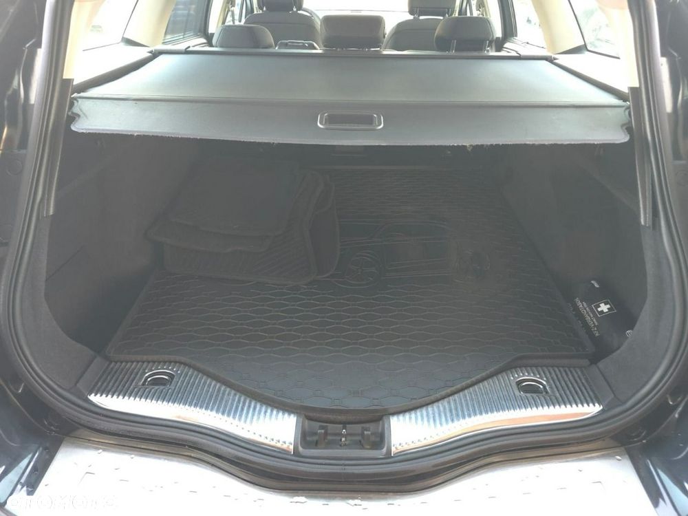 Ford Mondeo - 27