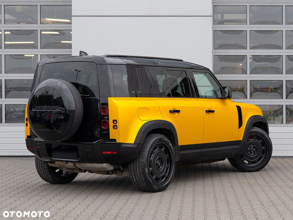 Land Rover Defender - 7