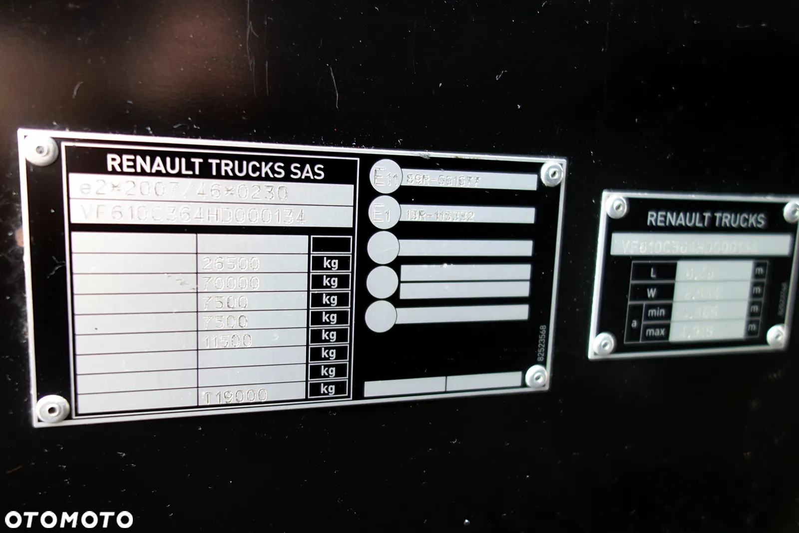 Renault GAMA T520 PUSCHER DMC 70T OŚ SKRĘTNA PODNOSZONA WYSOKA KABINA ALUFELGI KLIMA POSTOJOWA - 40