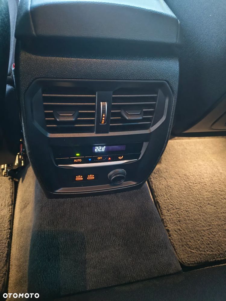 BMW Seria 3 320i Sport Line Shadow - 21