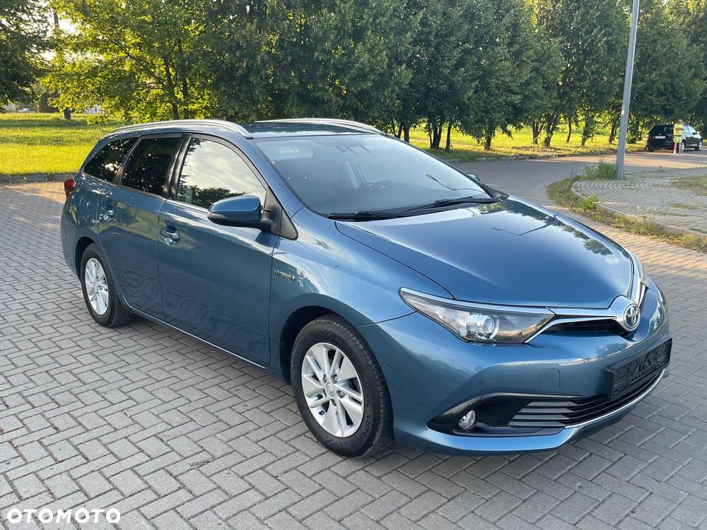Toyota Auris Hybrid 135 Premium - 16