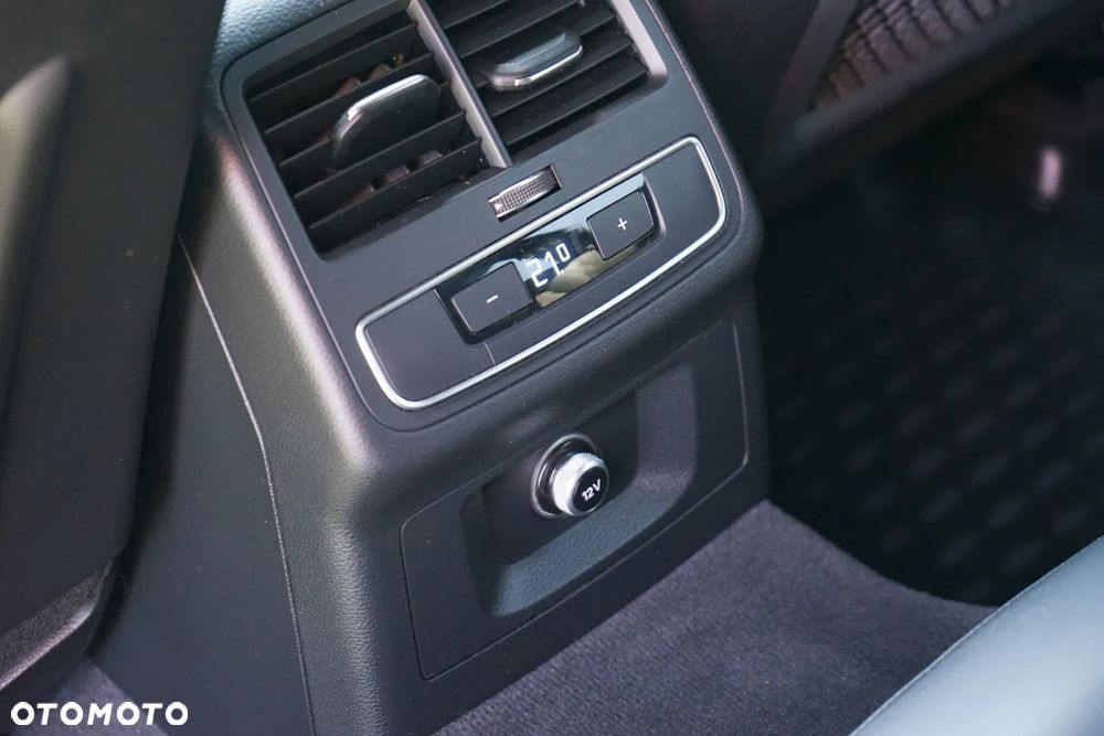 Audi A4 Avant 40 TFSI S tronic S line - 16