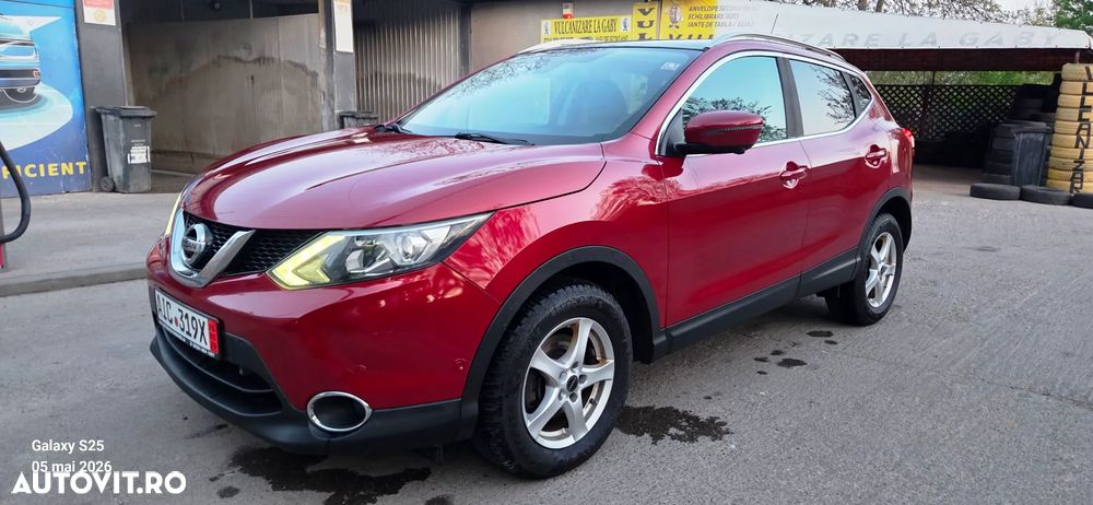 Nissan Qashqai 1.6 DCI Xtronic TEKNA - 1