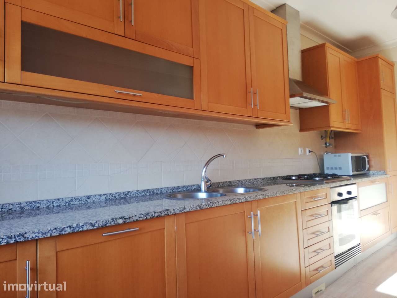 Apartamento T2 com garagem - Grande imagem: 2/20