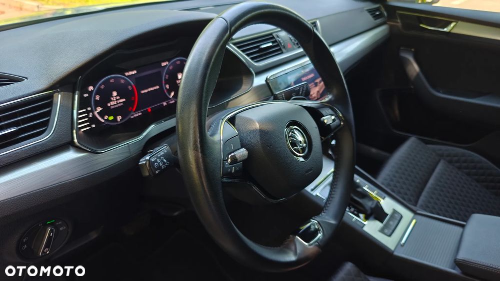 Skoda Superb 1.5 TSI DSG Ambition - 24